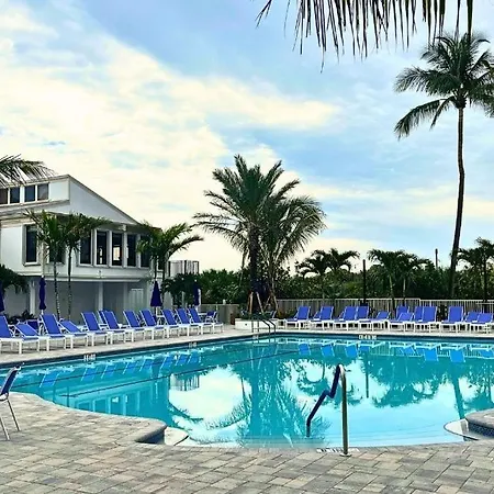 Dreamy Condo 2 Minute Walk To Beach W King Size Bd Fort Pierce Exterior photo