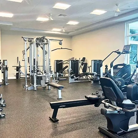 Dreamy Condo 2 Minute Walk To Beach W King Size Bd Fort Pierce Exterior photo
